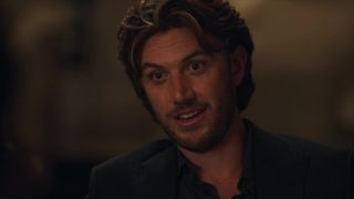 Sarah Shahi sexy - SL 1- 5 (2021) show video