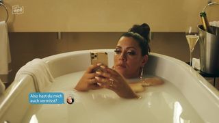 Jasmin Shakeri topless- Deadlines s01e04 (2021) show 720p