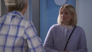 Alles was zahlt e3660 (2021) Lisandra Bardel topless