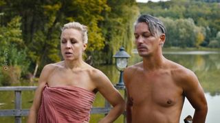 Nina Proll - Vorstadtweiber s01e50 (2020)