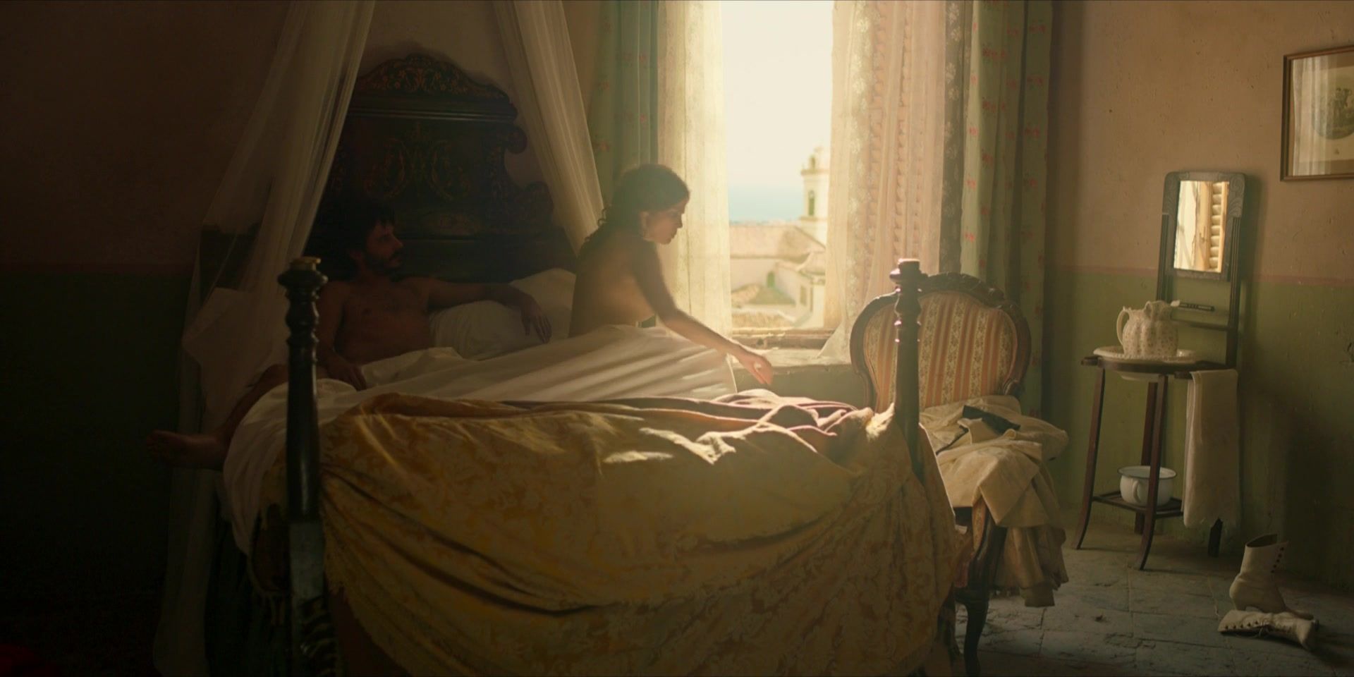 The Vineyard s01e04 (2021)Juana Acosta topless