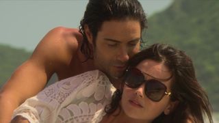 The Serpent s01e01-06 (2021) Jenna Coleman, Ellie de Lange, Mathilde Warnier topless