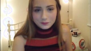 Young Pretty-Mom Sucking Her Milk Nipples.