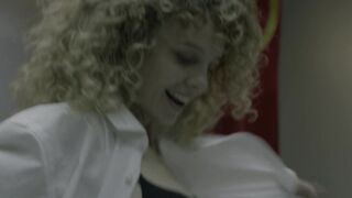 Esther Acebo - La casa de papel s05e08 (2021) TV SHOW SEXY DANCE SCENE