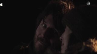 Annelise Hesme, Ophelia Kolb - On n'efface pas les souvenirs (2021) Sexy Film Scene