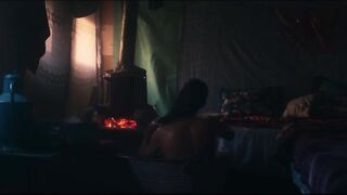 Catalina Danca sexy - Shakira (2019) Hot Bath Scene