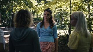 Frieda Krøgholt, Stran Ezgi Benli - Young (2021) Hot Celebrity