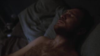 Henriette Confurius, Luise Heyer - Generation Beziehungsunfähig (2021) Sexy Celebs