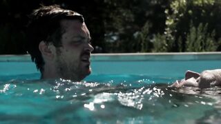 Karin Hanczewski, Alice Pehlivanyan - Im Sommer wohnt er unten (2015) Naked Celebs