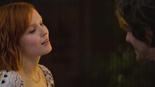 Larissa Manoela - Lulli (2021) Sexy Scene