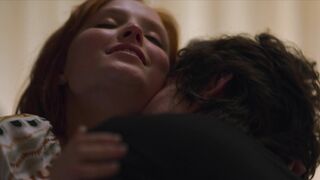 Larissa Manoela - Lulli (2021) Sexy Scene