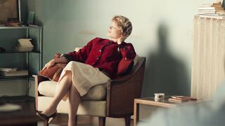 Lea Seydoux - Tromperie (2021) Sexy Film Scene