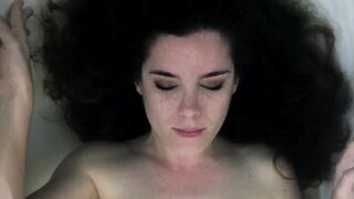 Nuria Gago – Alba (2012) Nude Film Scene