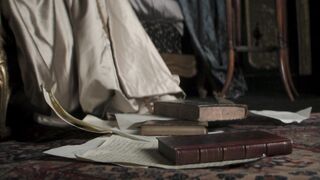 Salome Dewaels, Cecile De France, etc - Illusions perdues (2021) Sexy Film Scene