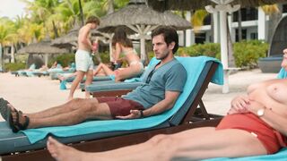 Carmen Machi, Justina Bustos - Honeymoon With My Mother (Amor de madre) (2022) Topless Scene