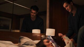 Karen Hassan - Sus 01-02 (2022) Hot Celebrity