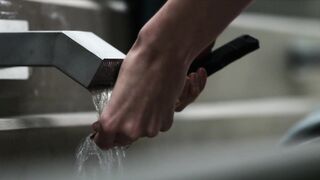 Kate Kennedy - Halo s01e04 (2022) Topless Scenes