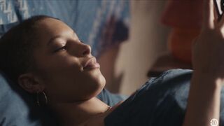 Ayumi Roux - Skam s09e07 (2022) Sexy LEsbian Scene