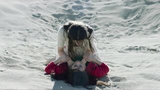 Cristin Milioti - Made For Love s02e08 (2022) Topless Film Scenes