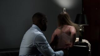 Kaley Cuoco- The Flight Attendant s02e04 (2022) Hot celebs TV Movie Scenes