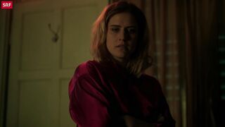 Morgane Ferru - Wilder - Kies s04e02 (2022) Hot Film Scenes