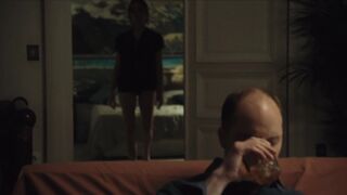 Ophelia Kolb - Ce que Pauline ne vous dit pas s01e03-04 (2022) Nude Celebs