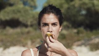 Isabela Valadeiro, Beatriz Godinho, Rita Loureiro - Until Life Do Us Part (Até Que a Vida Nos Separe) s01e01e04e08 (2022) Hot TV Movie Scene