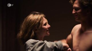 Svenja Jung, Luise Befort - The Palace (Der Palast) s01e01-06 (2022) Naked TV Series