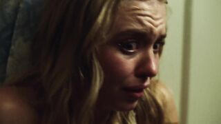 Sydney Sweeney, Chloe Cherry, Isabella Brenza sexy – Euphoria s02e01 (2022 Hot TV Movie Scene