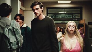 Sydney Sweeney, Maude Apatow, Alexa Demie, Minka Kelly sexy – Euphoria s02e07 (2022) Nude TV Movie Scene