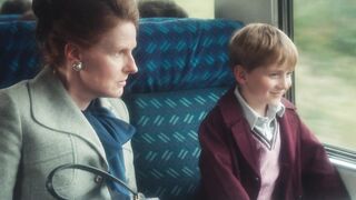 Sydney Chandler, Maisie Williams, Emma Appleton - Pistol s01e01-05 (2022) Hot Scenes of Series