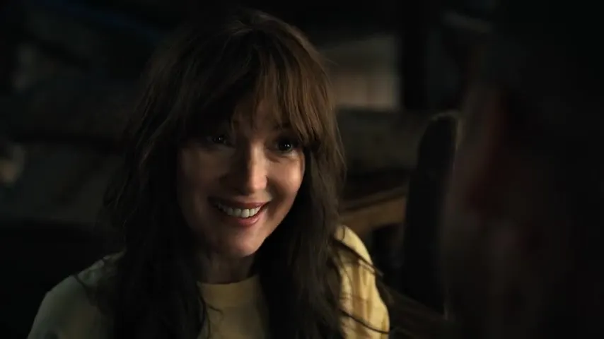 Winona Ryder – Stranger Things s04e09 (2022) New Celebs Hot scene Boobs  Radar