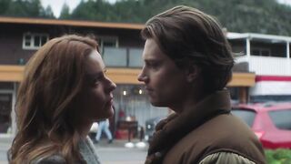 Kennedy McMann - Nancy Drew s03e13 (2021) naked scene