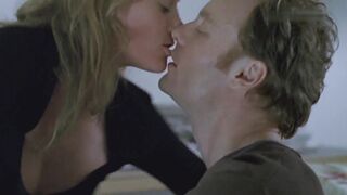 Silke Bodenbender - Mitte 30 (2007) naked scenes