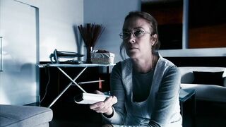 Susi Sanchez - Yo solo miro (2008) naked scenes