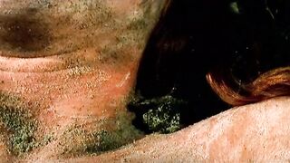 Joanna Pokojska nude - Siec (2003)