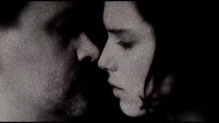 Michalina Olszanska nude - Solange (2013) couples gentle sex scene