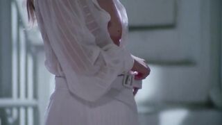 Silvia Dionisio sexy  - Hot Stuff (Paura in città) (1976) nude video