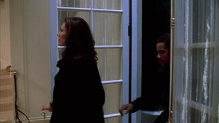 Ashley Laurence, etc - A Murder of Crows (1998) nude video