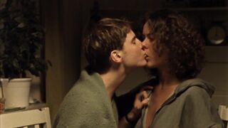 Insa Magdalena Steinhaus, Marie-Lou Sellem - Nichts bereuen (2001) nude scenes