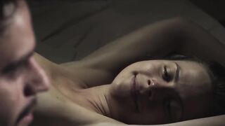 Marisol Ribeiro - Azul Marinho Preto e Branco (2010) topless scenes