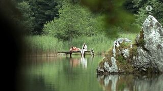 Nina Hartmann - Tatort e604 (2004) topless scenes