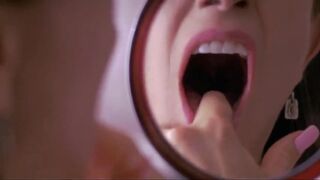 Felicity Huffman naked - Transamerica (2005) nudity bath scene