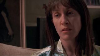 Felicity Huffman naked - Transamerica (2005) nudity bath scene