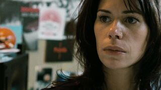 Henriette Muller, Rita Lengyel, Araba Walton - Berlin Calling (2008) topless scene