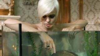 Catalina Grama - Poker (2010)