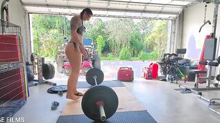 Back day work out with iPLEDGE, magnificent and risky gym work out and taunt.