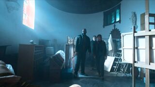 Ayumi Roux topless - Les rivieres pourpres (2022) s04e03