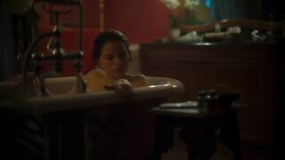 Jessie Buckley hot thriller scenes in movie "Men" (2022)