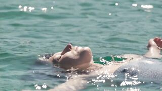 Louise Chevillotte nude - Une femme à la mer (2022) Full Frontal